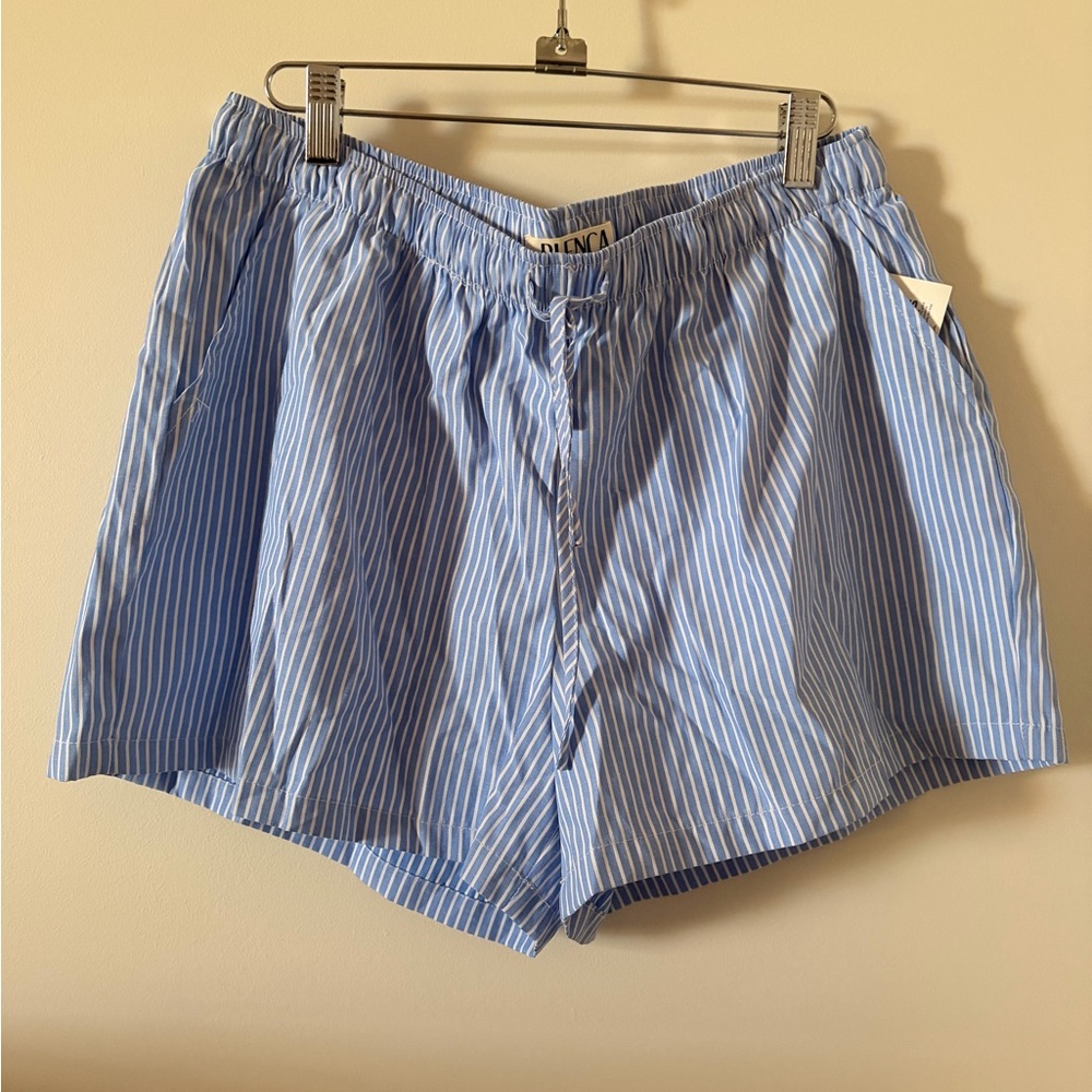 Women’s stripe shorts